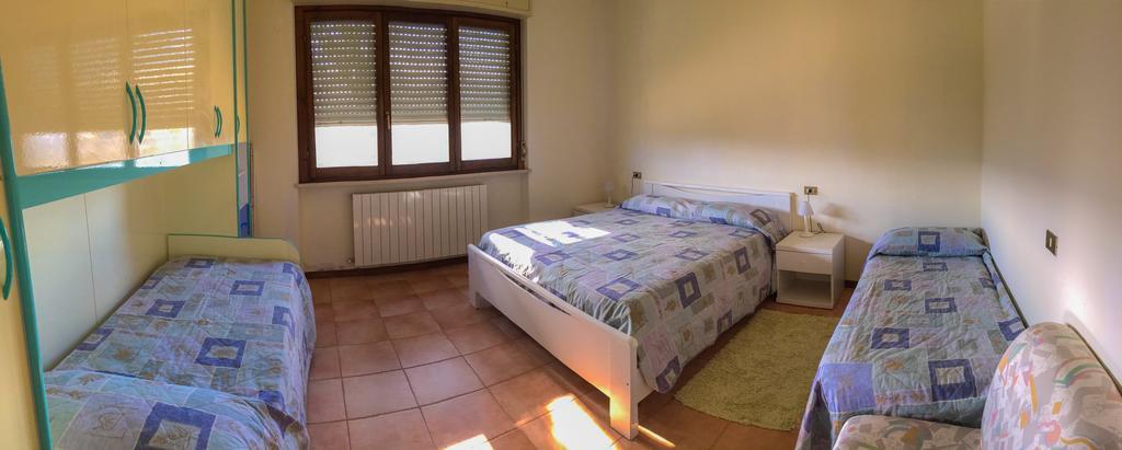 Appartamenti Tomassini Spello Zimmer foto