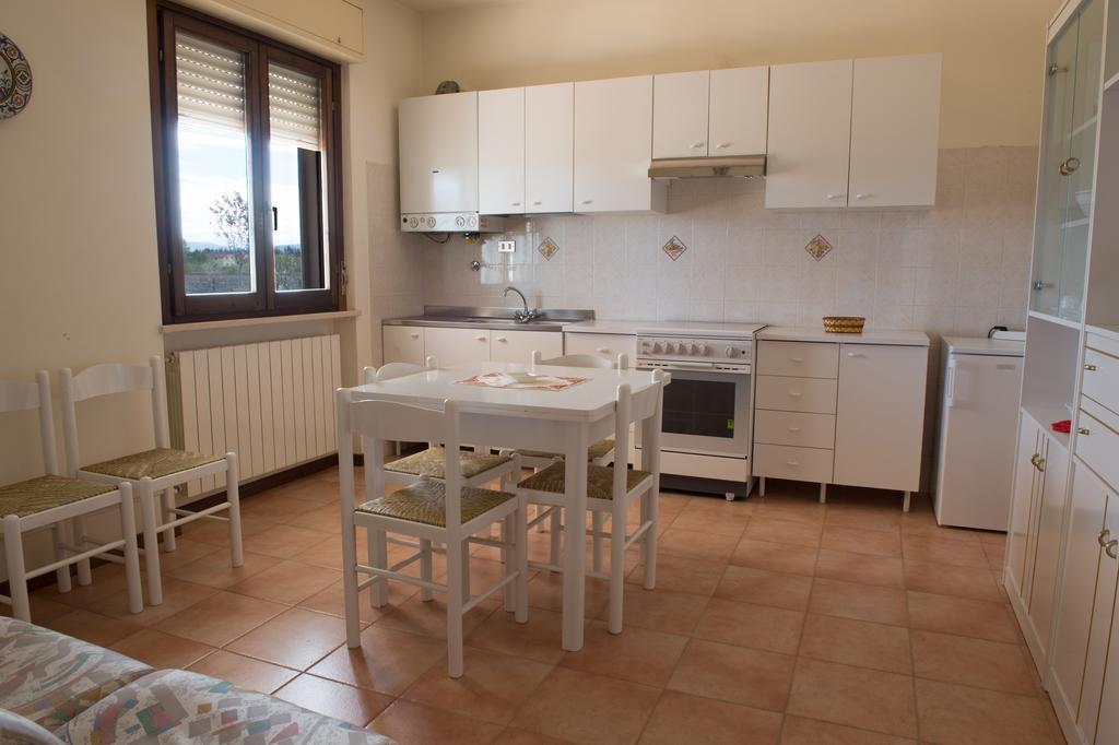 Appartamenti Tomassini Spello Zimmer foto